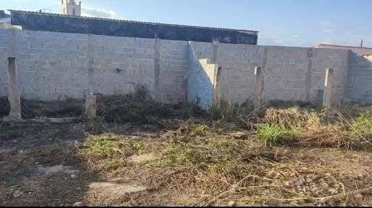 Foto 4 de Terreno de 230 m² em Açude