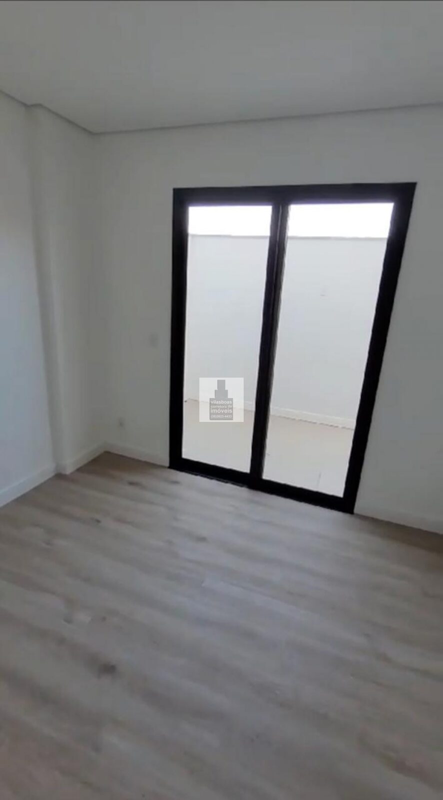 Foto 2 de Apartamento de 89.9 m² em Avenida