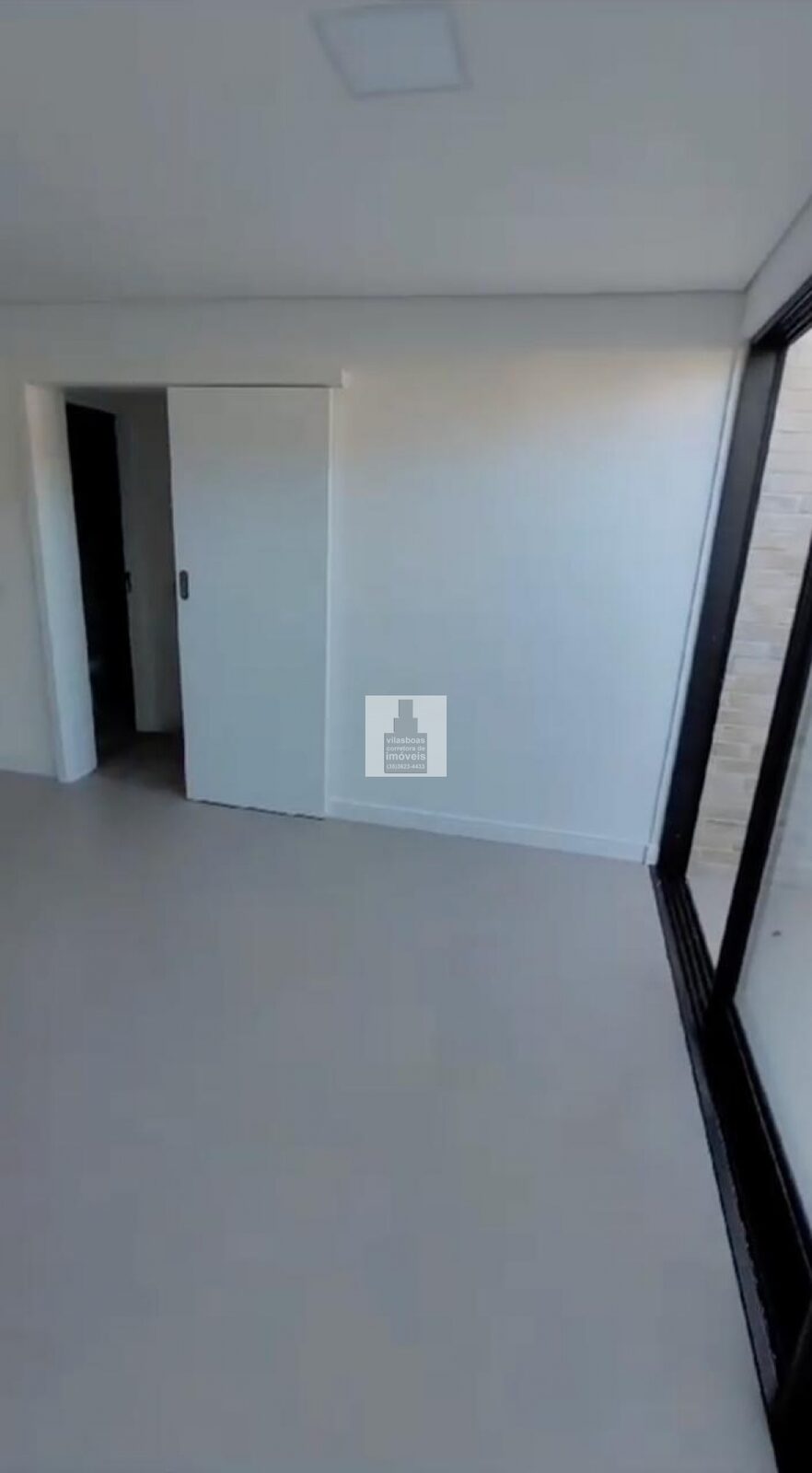 Foto 4 de Apartamento de 89.9 m² em Avenida