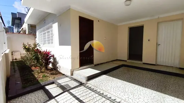 Foto 1 de Casa de 258.5 m² em São Vicente