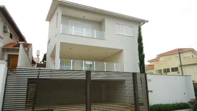 Foto 1 de Casa de 400.9 m² em Pinheirinho