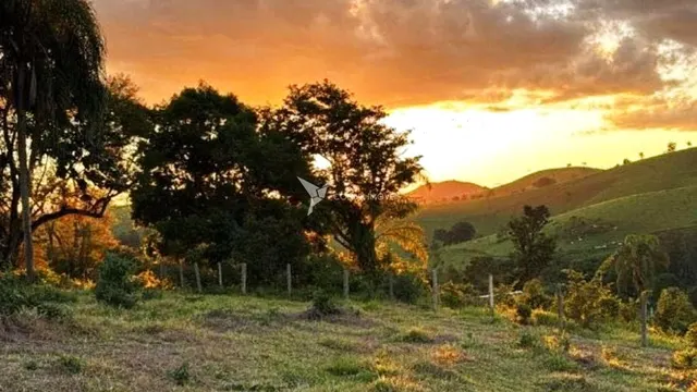 Foto 1 de Terreno de 2500 m² em Açude