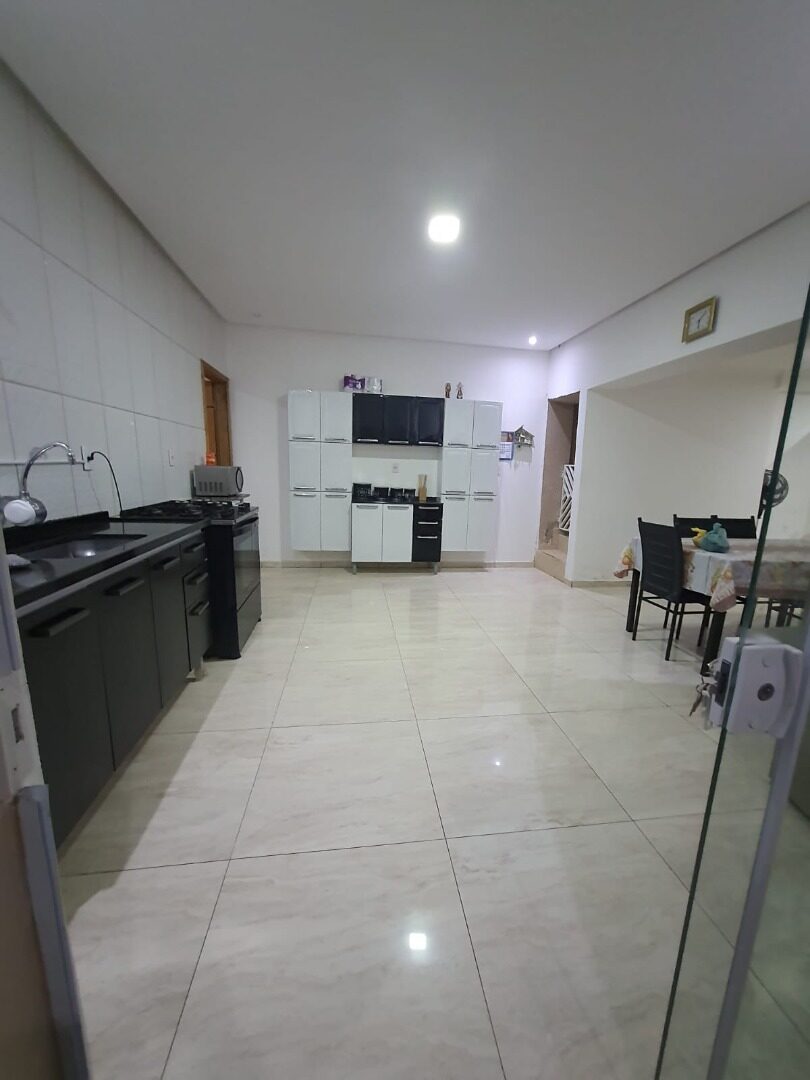 Foto 2 de Casa de 600 m² em Novo Horizonte