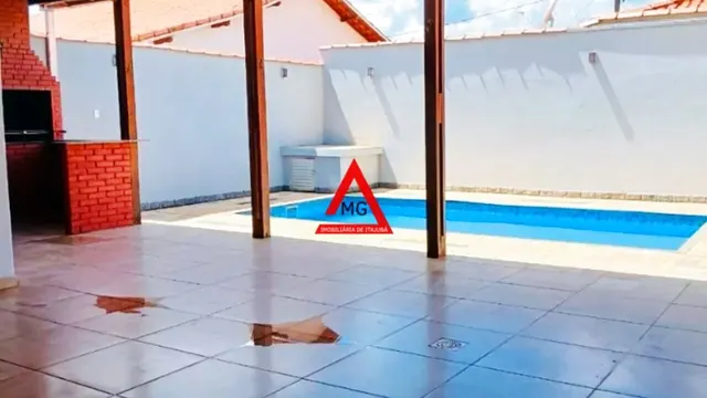 Foto 1 de Casa de 312 m² em ÓTIMA CASA A VENDA COM PISCINA