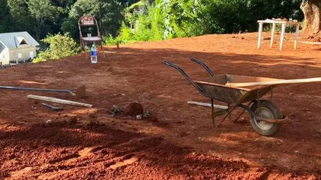 Foto 1 de Terreno de 410 m² em Morro Chic