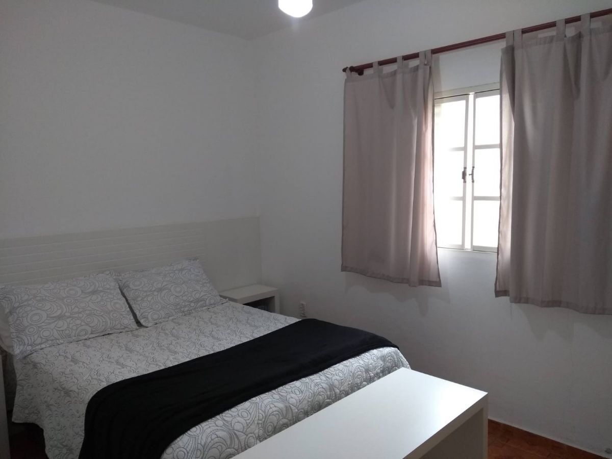 Foto 7 de Casa com terreno de 200 m² e espaço comercial independente
