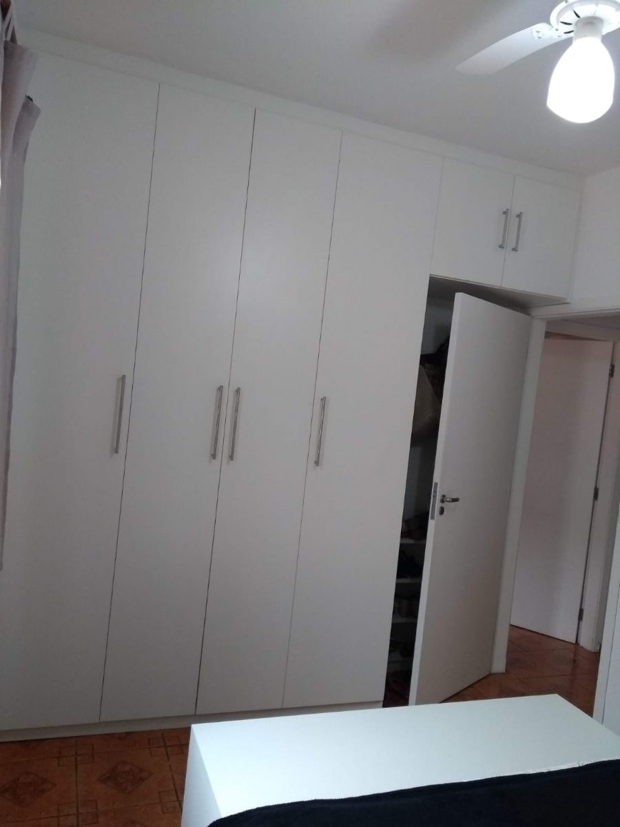 Foto 8 de Casa com terreno de 200 m² e espaço comercial independente
