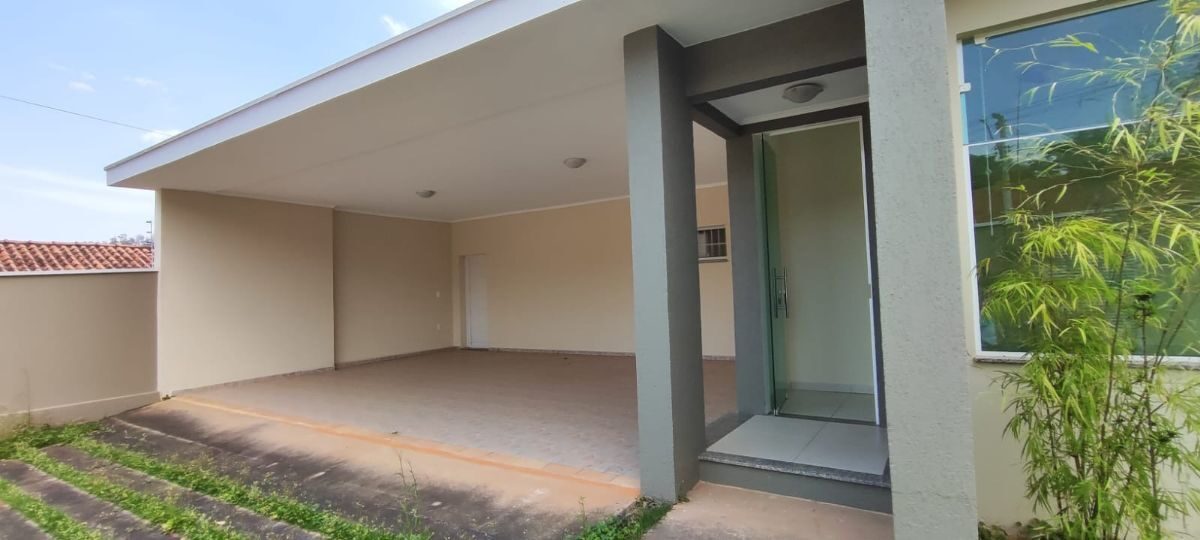 Foto 3 de Casa de 3 suítes em terreno de 527 m² no Pinheirinho