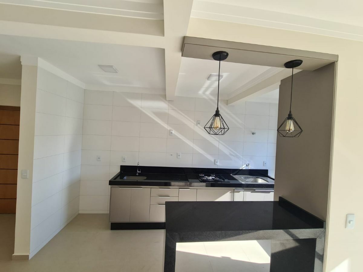 Foto 2 de Apartamento de 3 quartos com 120,76 m² de área total na Boa Vista
