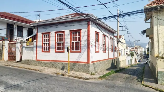 Casa de 3 quartos e 169 m² no Centro