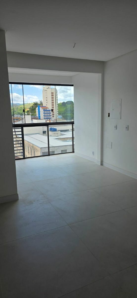 Foto 3 de Apartamento de 2 quartos no Jardim Europa