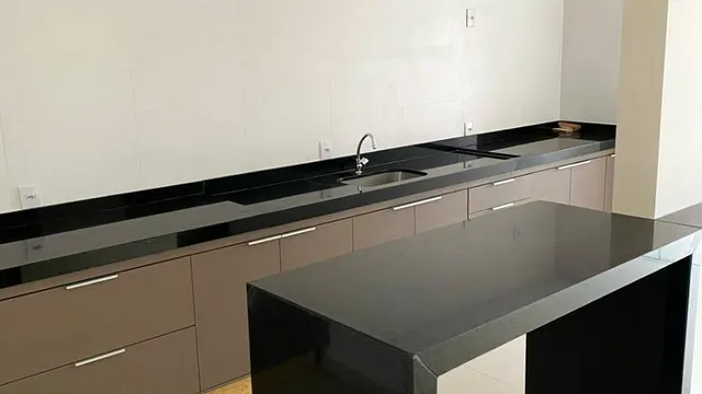 Apartamento de 2 quartos no Morro Chic