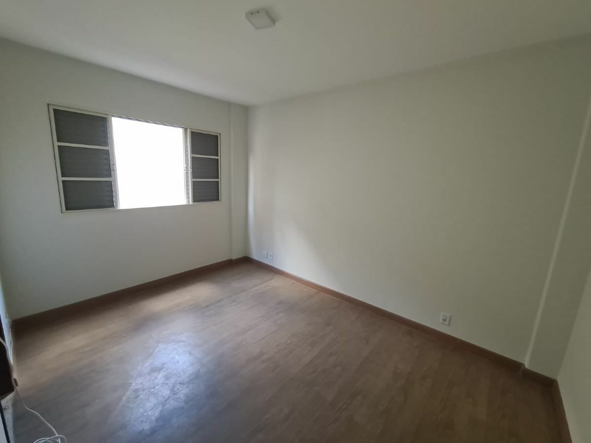 Foto 3 de Apartamento de 2 quartos na Varginha