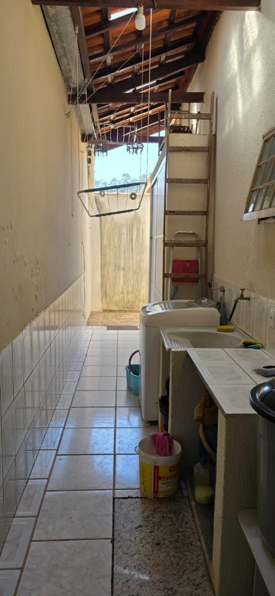 Foto 3 de Casa com terreno de 220 m² em Nossa Senhora da Agonia