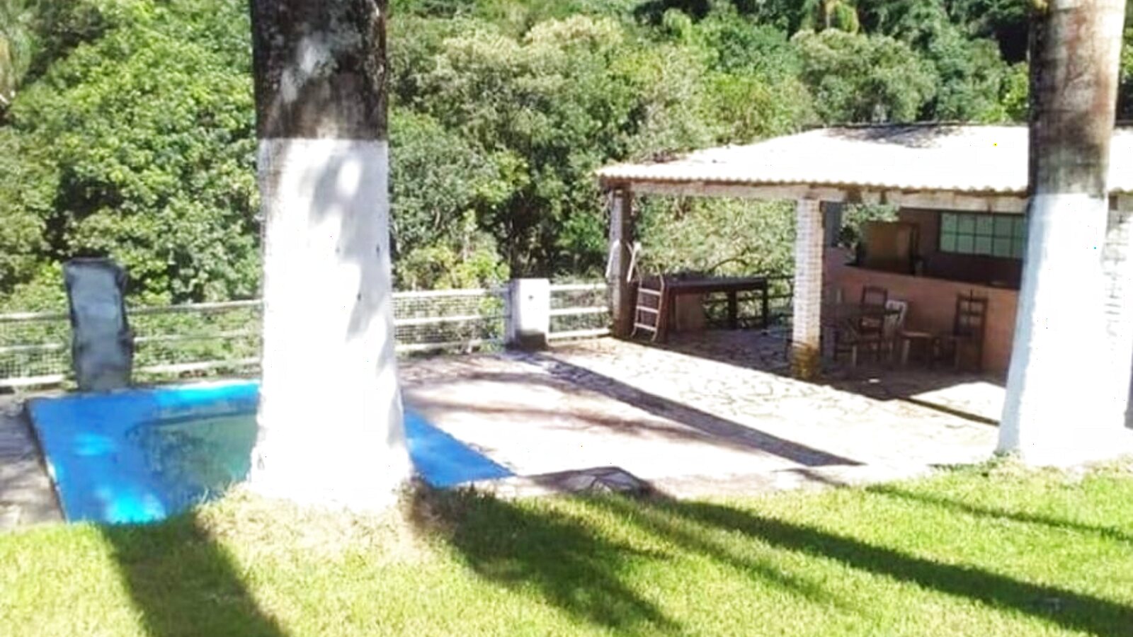 Sítio com chalés nos Freires