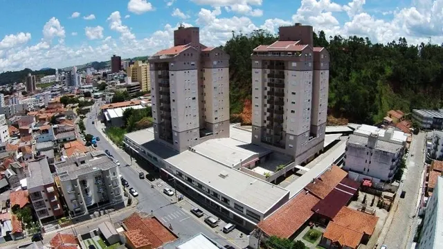 Cobertura duplex no Residencial Dona Lívia