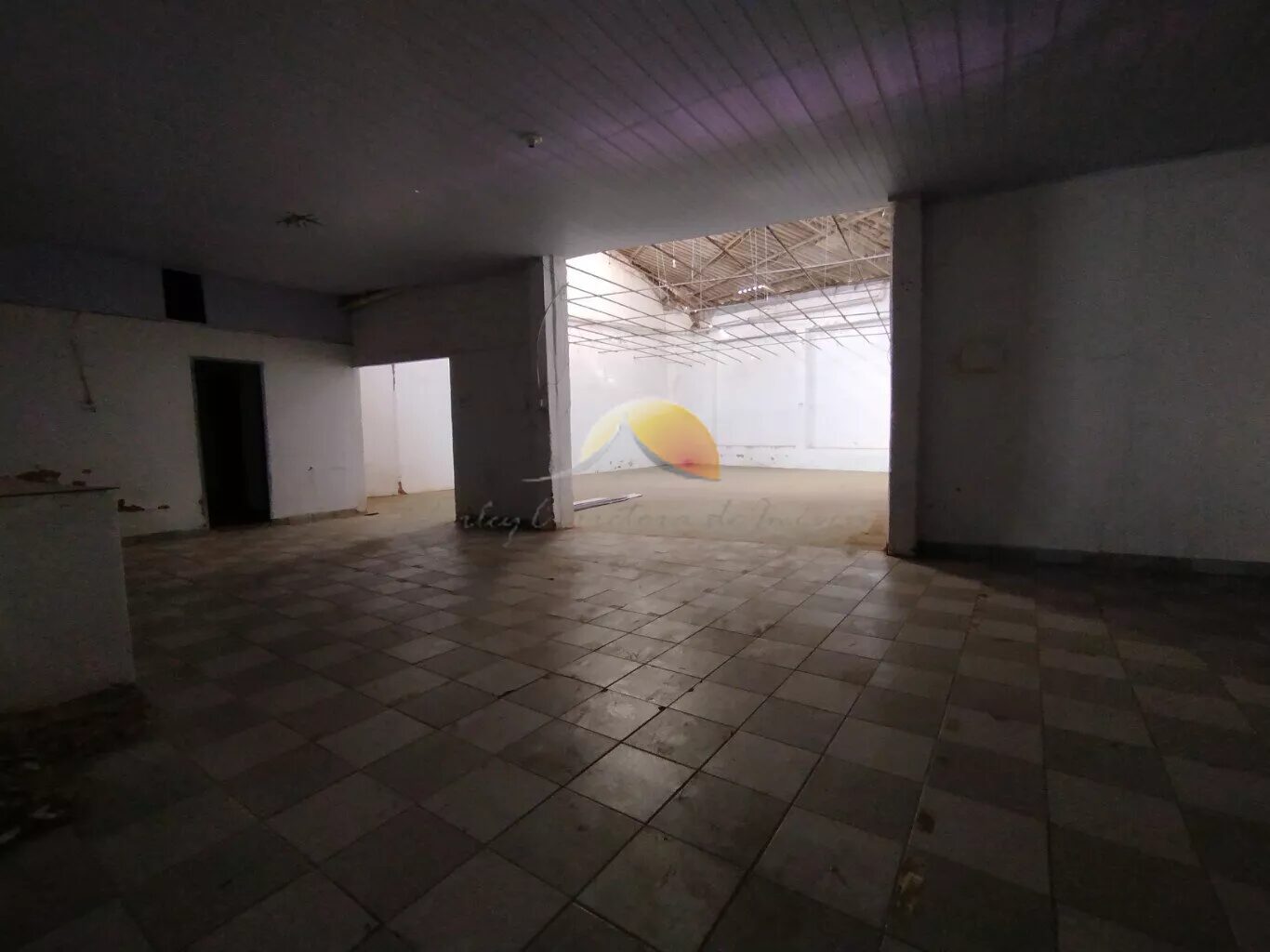 Foto 5 de Ponto comercial de 330 m² com cozinhas e lavabos, São Vicente