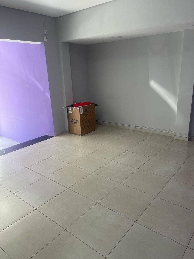 Foto 3 de Ponto comercial de 410 m² com mais de um pavimento, Avenida