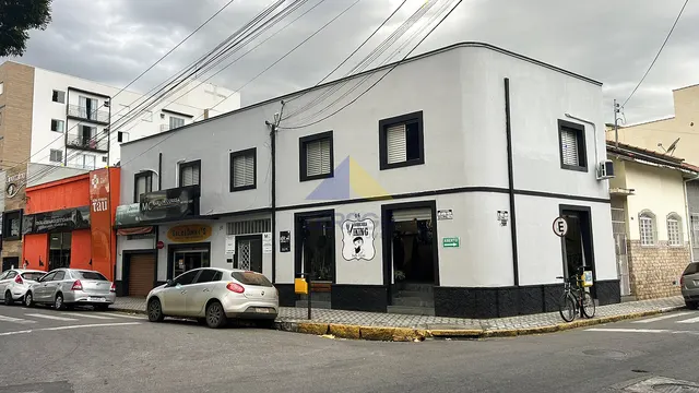 Ponto comercial de 50 m² com 2 portas de enrolar, Varginha