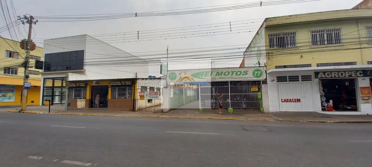 Foto 2 de Ponto comercial com 568 m² construídos em terreno de 800 m² na Avenida Paulo Chiaradia, São Vicente