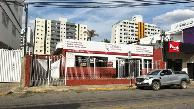 Foto 1 de Ponto comercial de 256 m² com 5 salas para alugar, Pinheirinho
