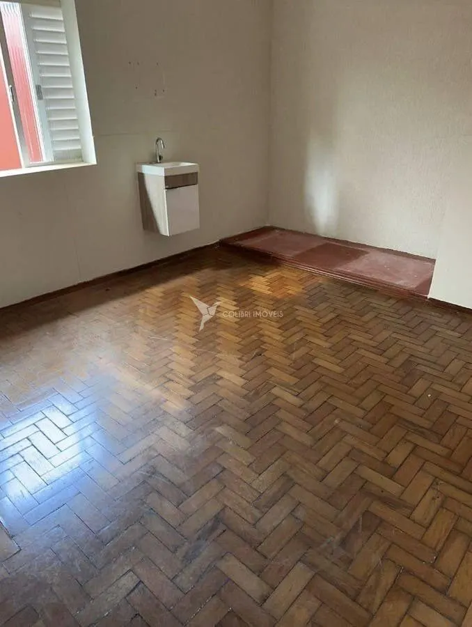 Foto 3 de Ponto comercial de 256 m² com 5 salas para alugar, Pinheirinho