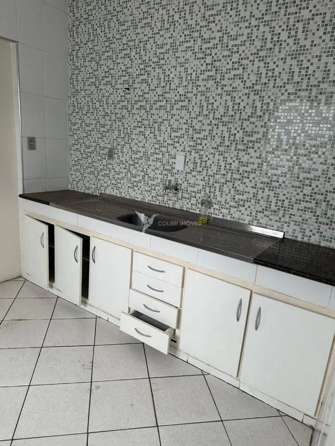 Foto 5 de Ponto comercial de 256 m² com 5 salas para alugar, Pinheirinho