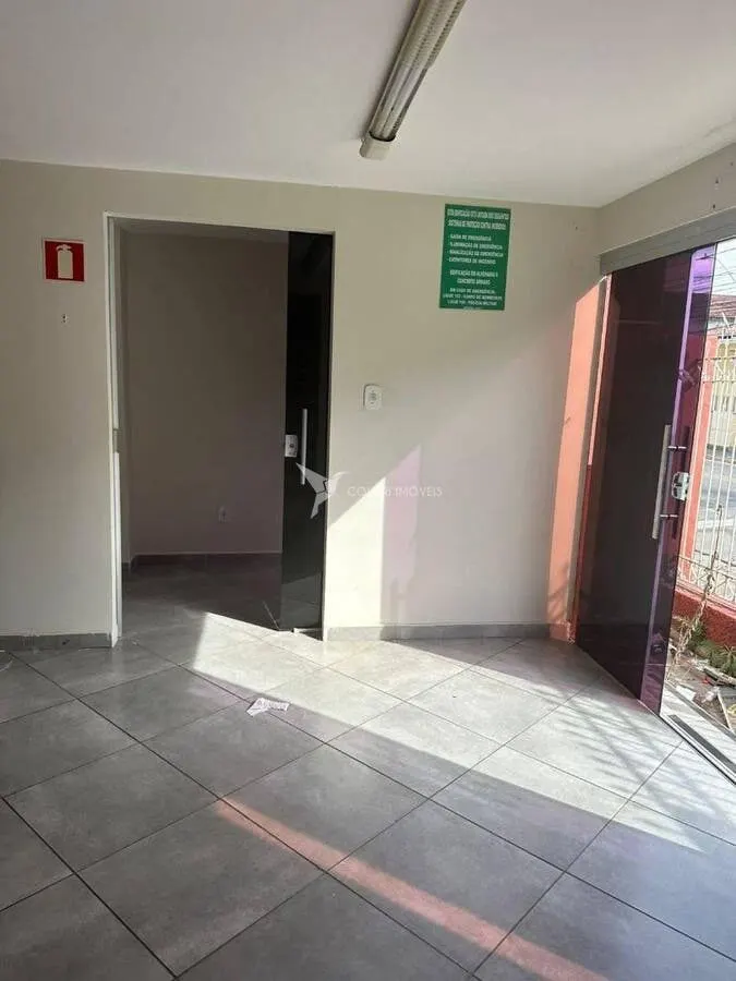 Foto 7 de Ponto comercial de 256 m² com 5 salas para alugar, Pinheirinho