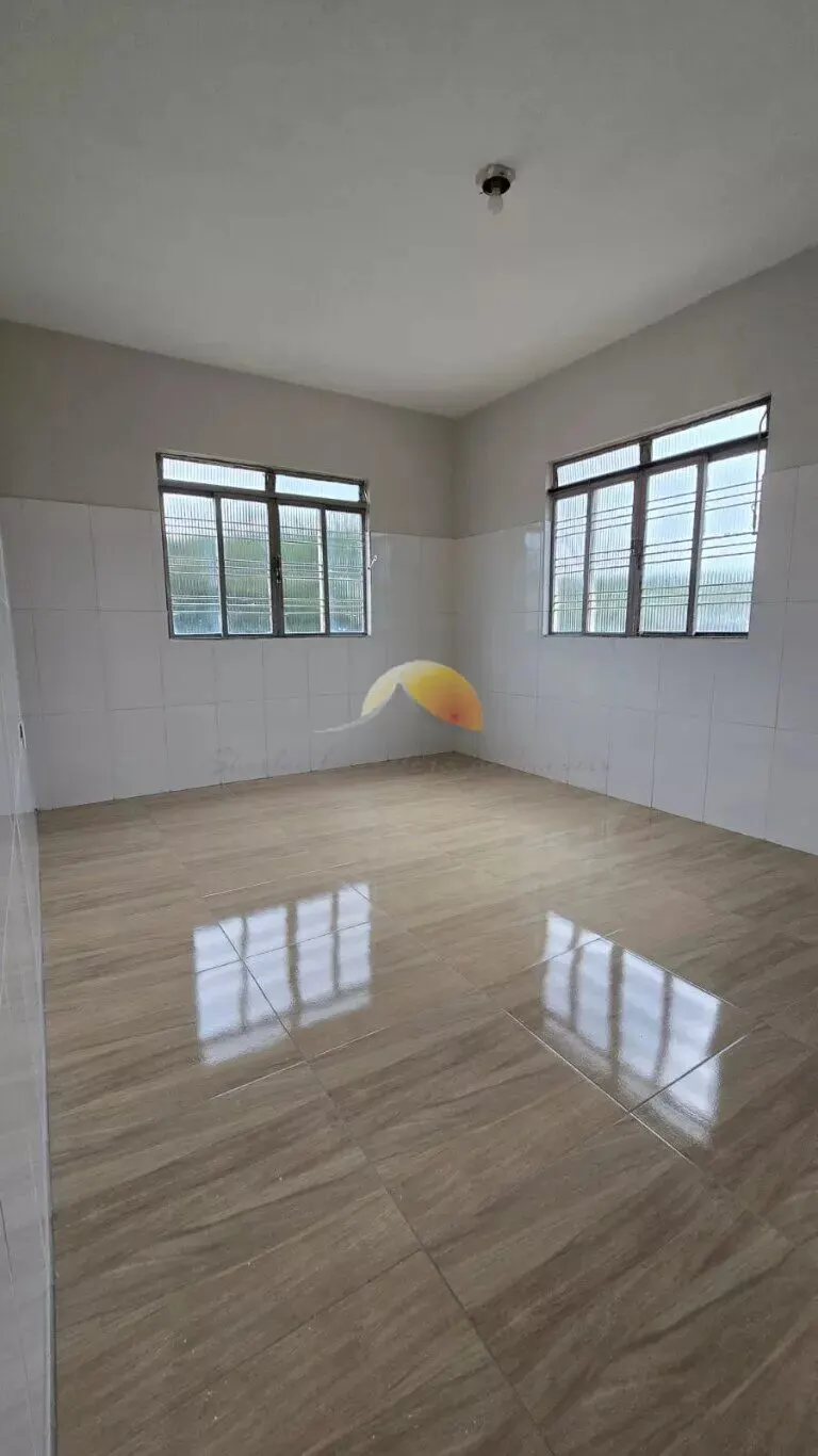 Foto 4 de Prédio residencial e comercial com 2 apartamentos, ponto comercial e kitnet, Estiva