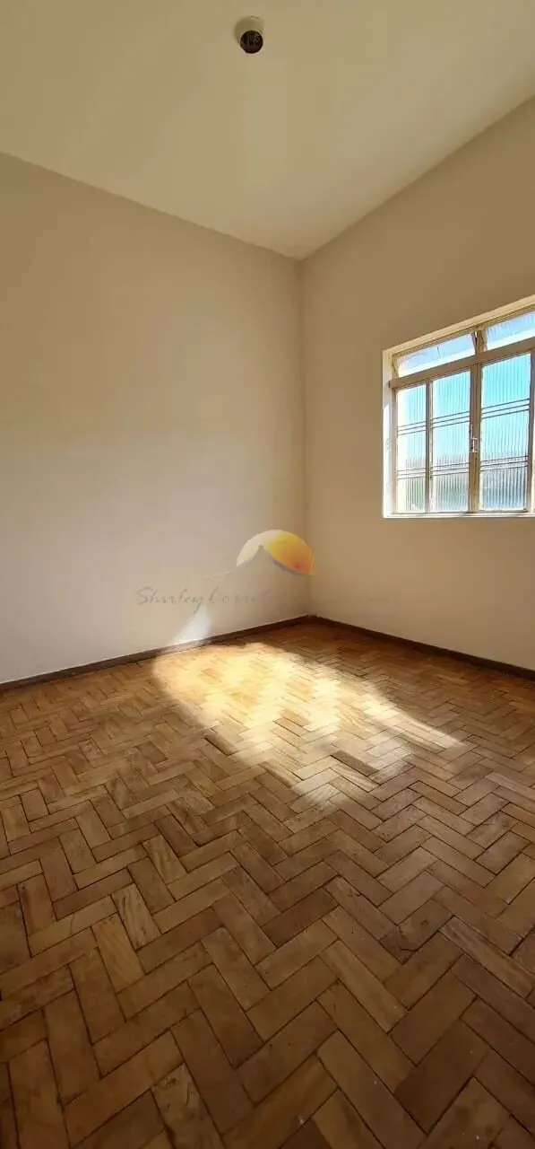 Foto 7 de Prédio residencial e comercial com 2 apartamentos, ponto comercial e kitnet, Estiva