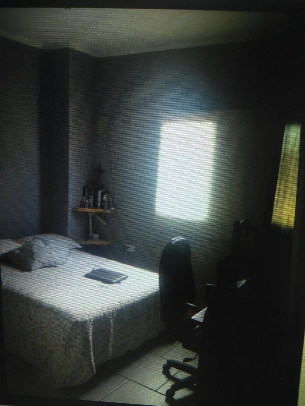 Foto 6 de Prédio com ponto comercial, 4 kitnets locadas, apartamento e garagem para 4 carros, Centro