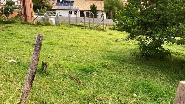 Foto 1 de Terreno de 481,3 m² para alugar no bairro Morro Chic