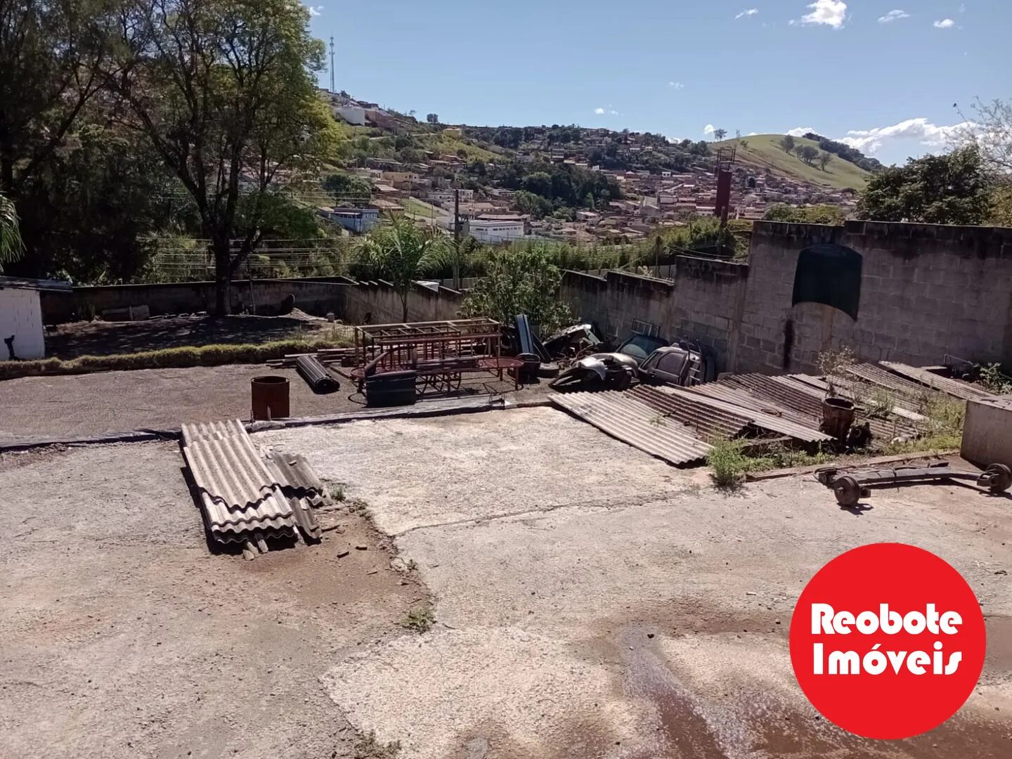 Foto 2 de Galpão de 1.200 m² para alugar no bairro Nações