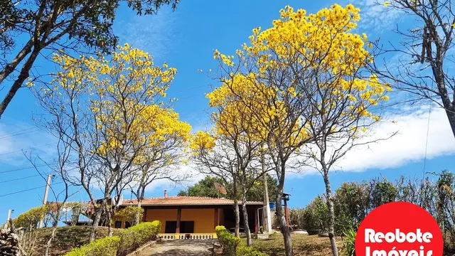 Chácara com casa de 170 m² no bairro São Pedro, Itajubá