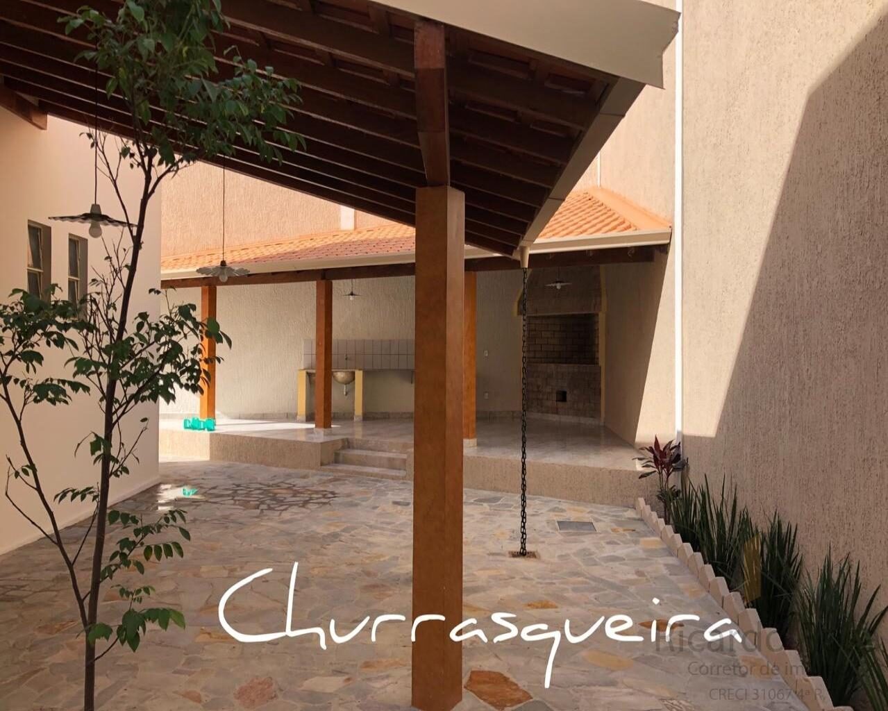 Foto 4 de Casa de 274 m² para alugar no bairro Pinheirinho
