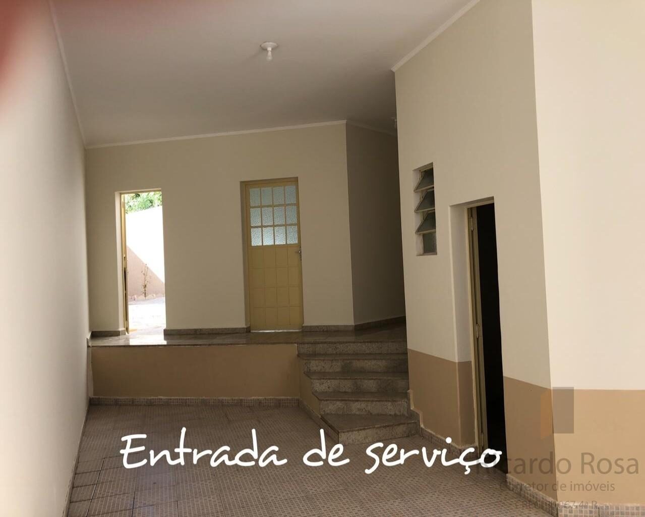 Foto 5 de Casa de 274 m² para alugar no bairro Pinheirinho