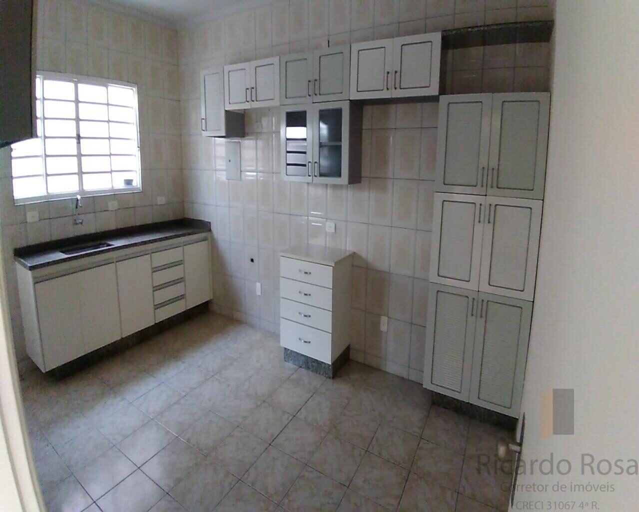 Foto 5 de Casa de 4 quartos na Medicina, Itajubá