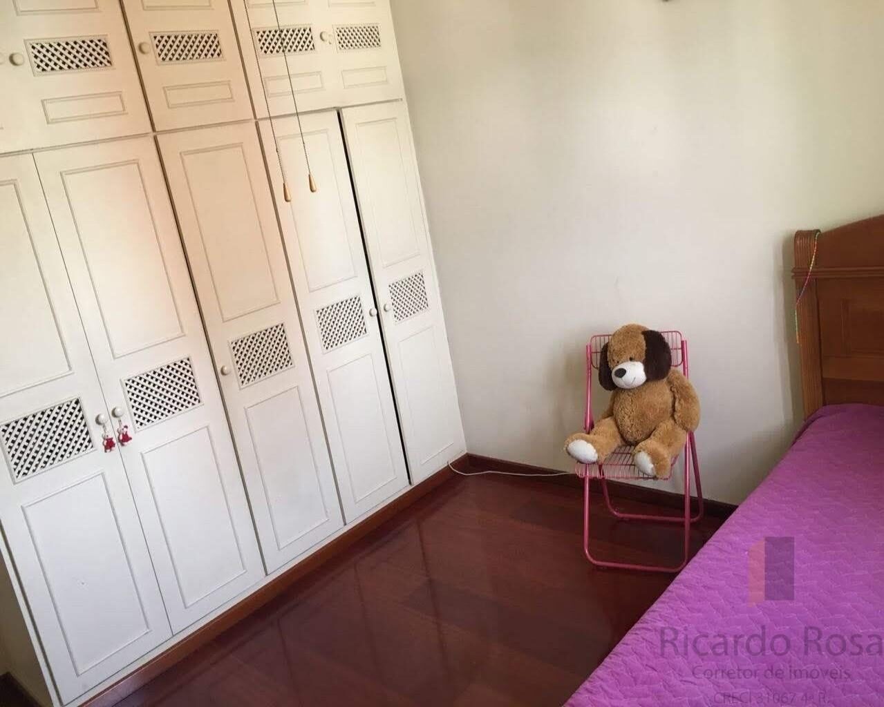 Foto 5 de Apartamento de 288 m² na Praça Theodomiro Santiago
