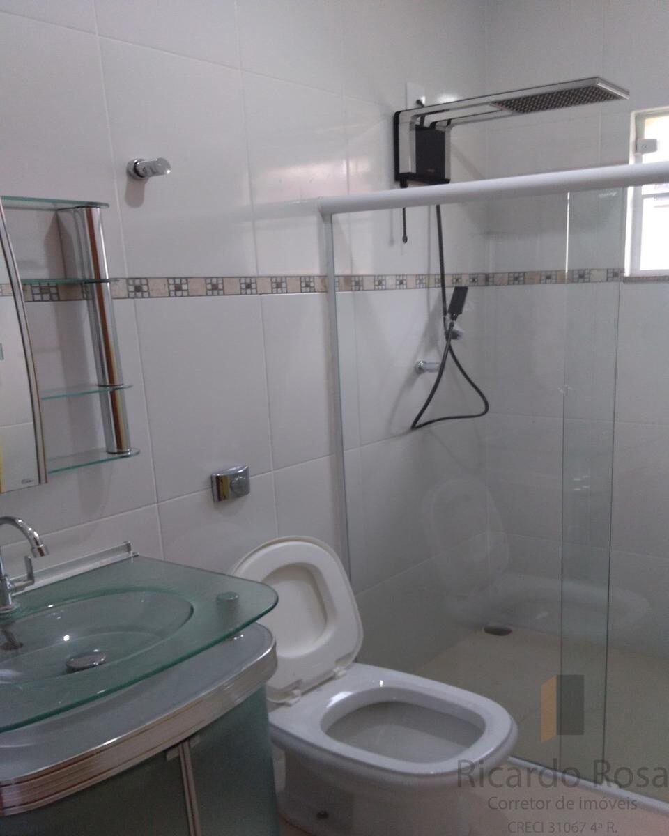 Foto 5 de Casa de 3 quartos no Morro Chic, Itajubá