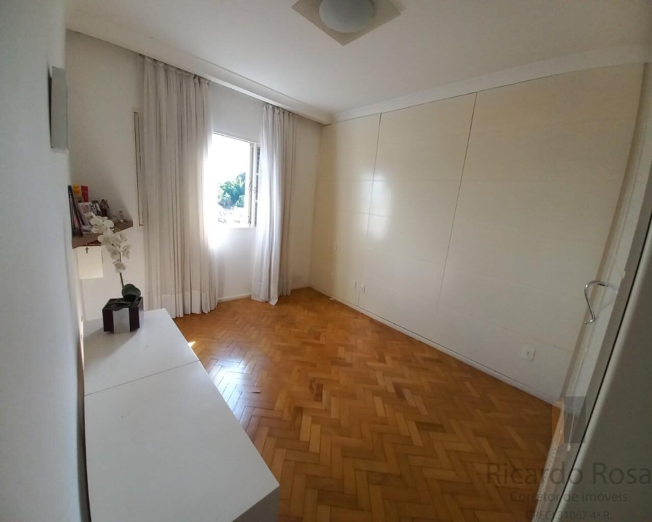 Foto 3 de Apartamento de 3 quartos no Oriente