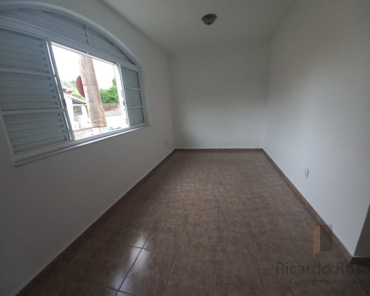 Foto 3 de Sobrado de 5 quartos na Varginha, Itajubá
