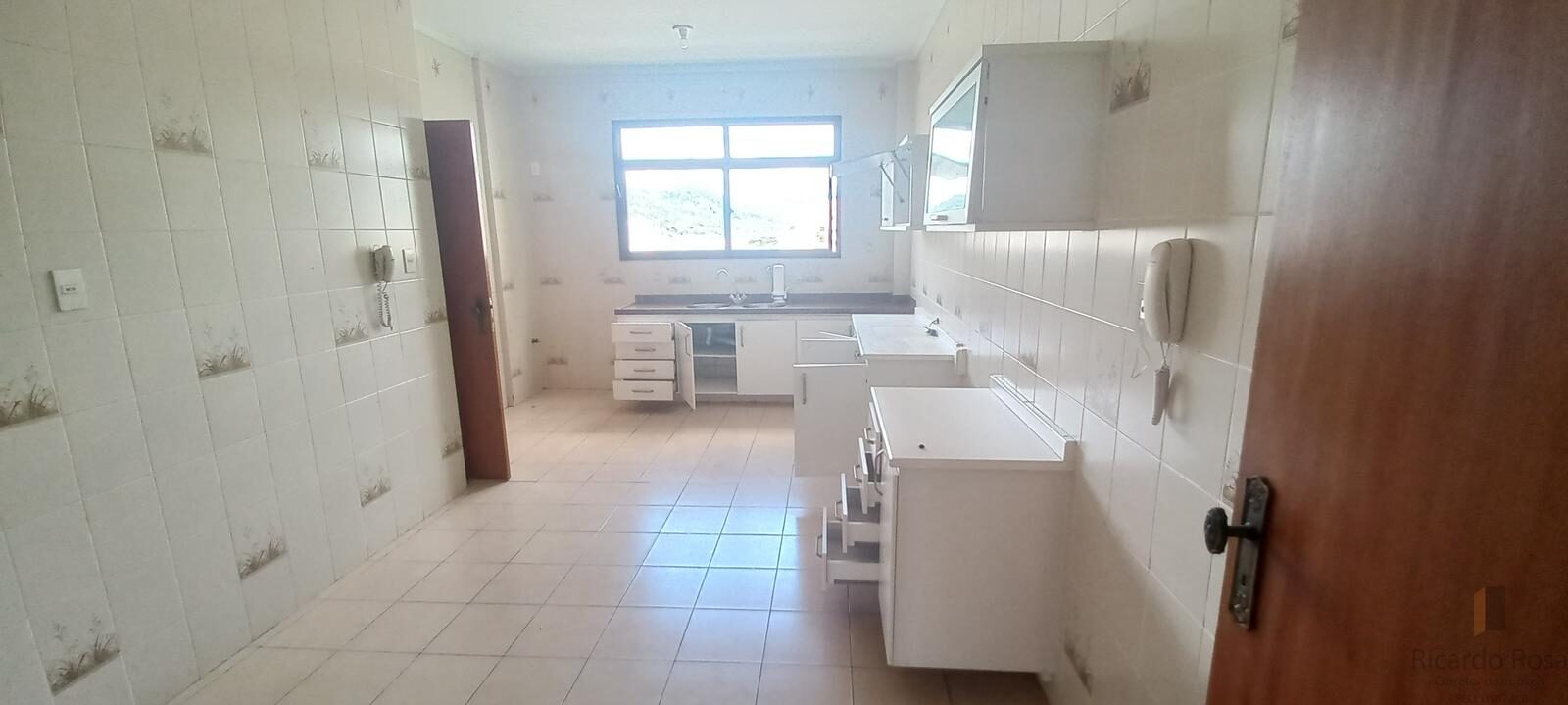 Foto 2 de Apartamento de 288 m² no Centro