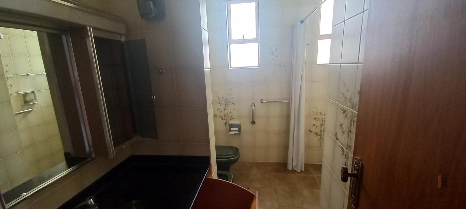 Foto 6 de Apartamento de 288 m² no Centro