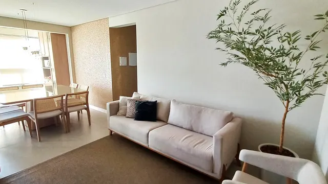 Apartamento de 2 suítes na Avenida