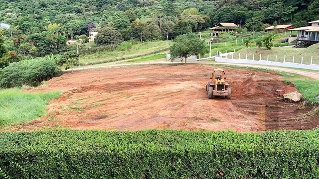 Foto 1 de Terreno de 3.221 m² no condomínio Mato Dentro