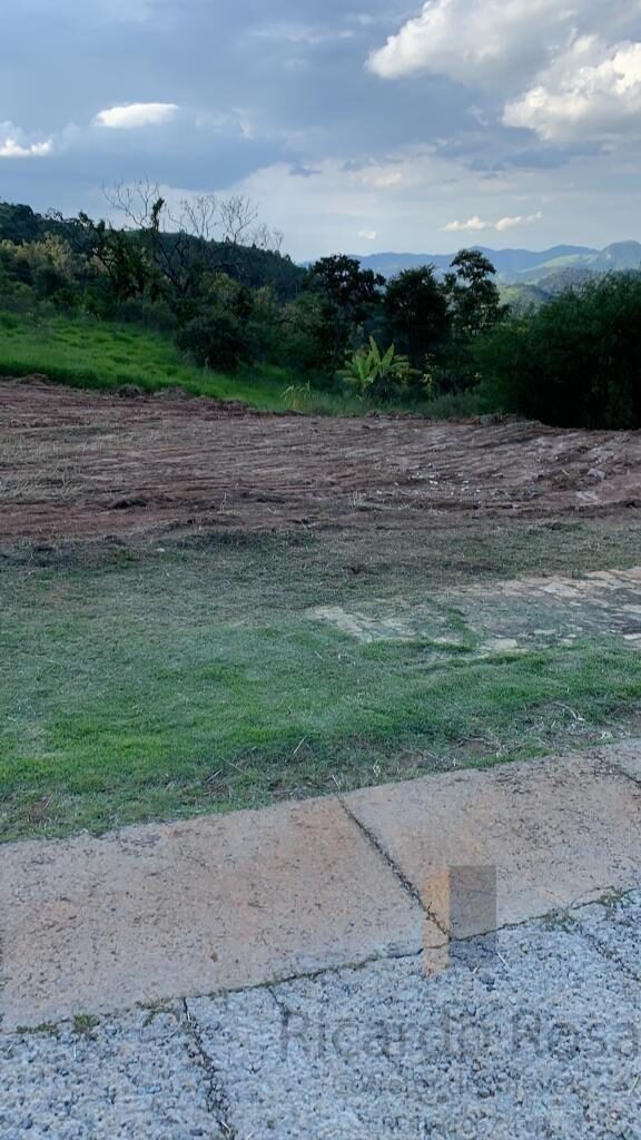 Foto 3 de Terreno de 3.221 m² no condomínio Mato Dentro