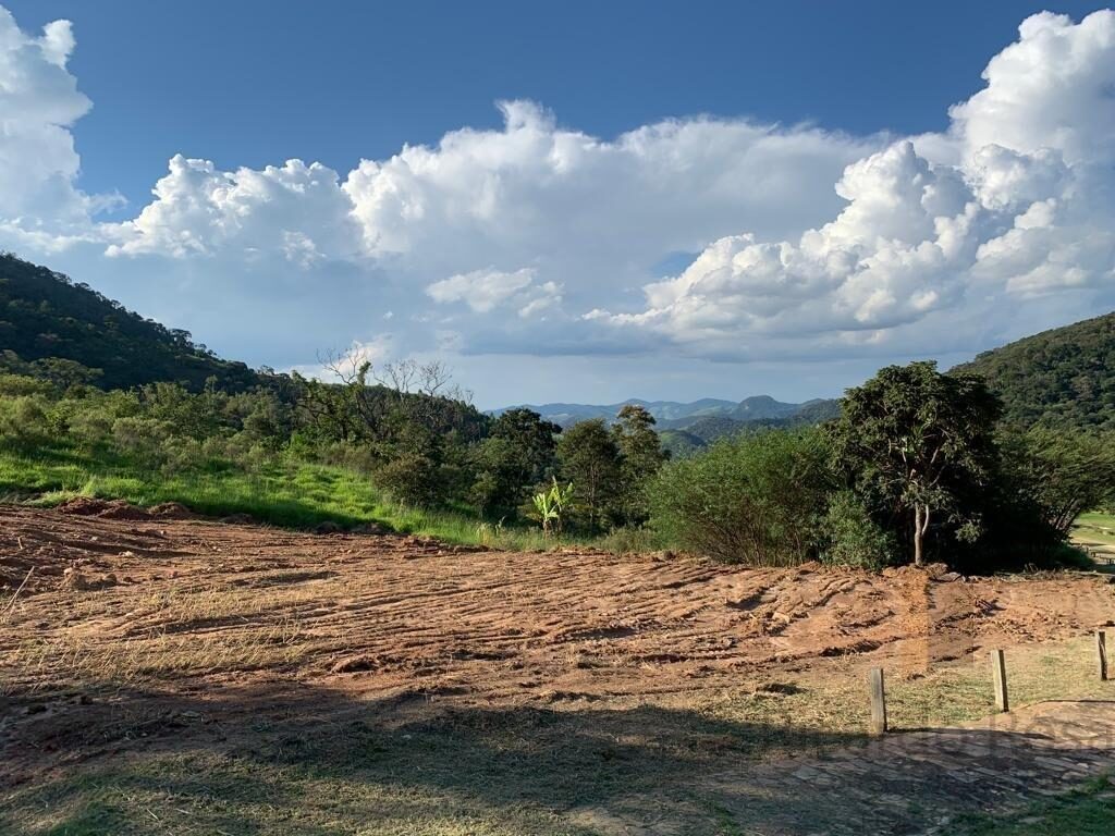 Foto 4 de Terreno de 3.221 m² no condomínio Mato Dentro
