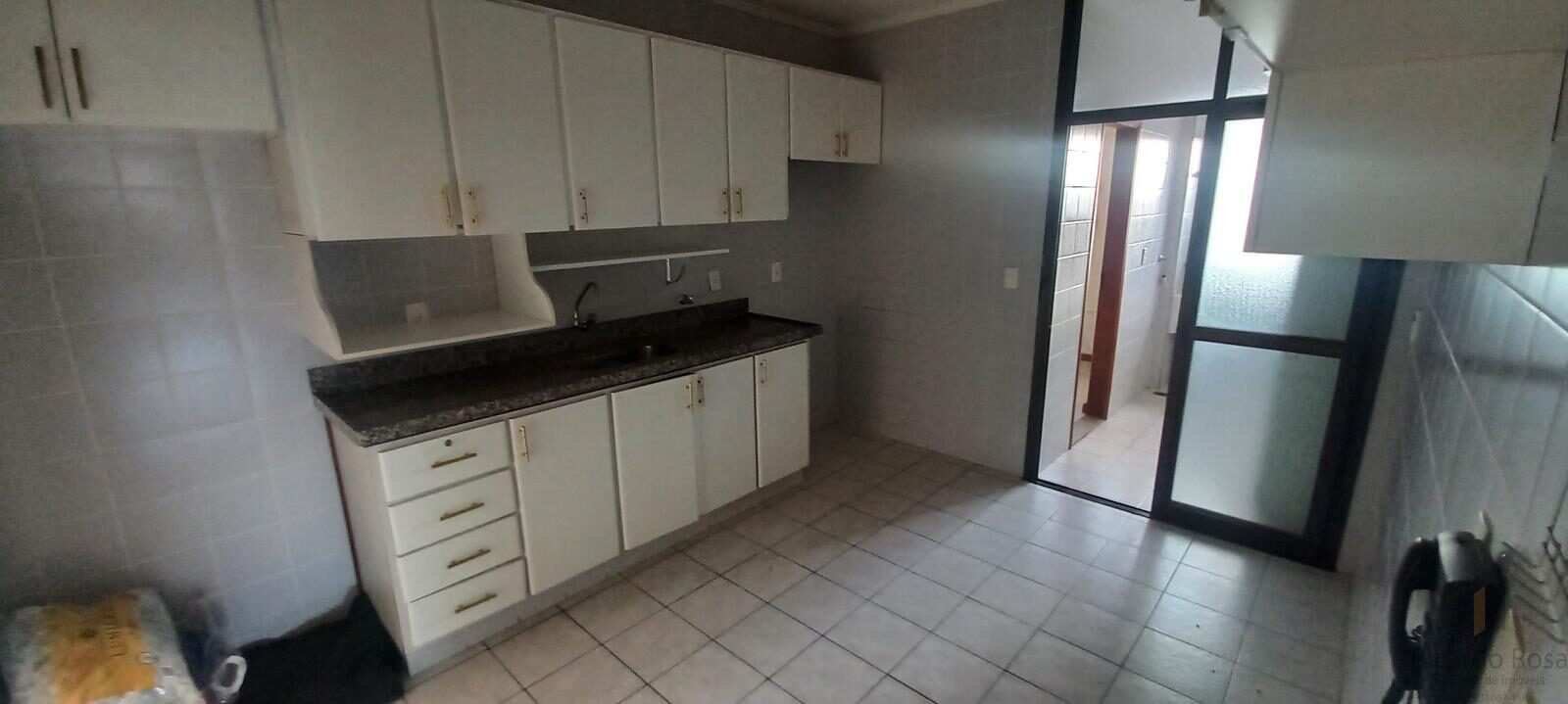 Foto 5 de Apartamento de 130 m² com 3 quartos no Centro