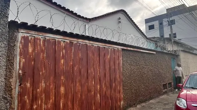 Duas casas em São Vicente, Itajubá