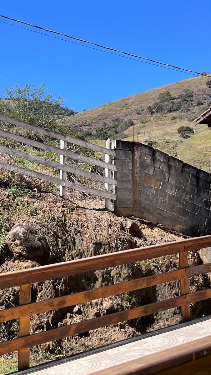 Foto 2 de Chácara de 110 m² em terreno de 2.500 m² no Biguá